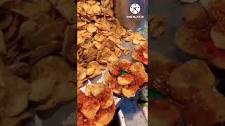 Kolkata की Famous MATAR PAPDI CHAAT😱😱,इससे स्वादिष्ट Chaat आपने कभी नहीं खाई होगी😋🤤#shorts#viralfood