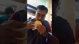 Ice cream sandwich at Churchgate😋#food #youtube #travel #shorts #foodie #mukbang #trending #icecream