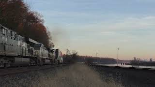 GE trio leads a stack train at Emsworth, PA