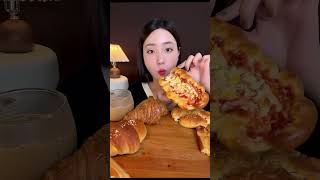 Ăn bánh uống cafe. Mời cả nhà mình ạ  #mukbang #coffee #banh #cake #cakes #eat #eating #asmr