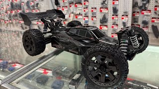 Traxxas Jato 4x4 BL-2S Unboxing | 1/10 or 1/8 Scale Buggy??