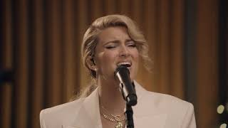 Tori Kelly - O Holy Night