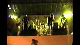 MADNESS Criciúma 1993 cantando Cretin Hop (RAMONES)