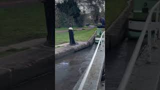 Reversing down a lock. #boatlife #boating #narrowboatlife #nevertwolateourjourney #bhfyp #boat