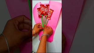 Paper rose flower and kit kat chocolate  bouquet at home #bouquettutorial #shorts #giftdiy #tubertip