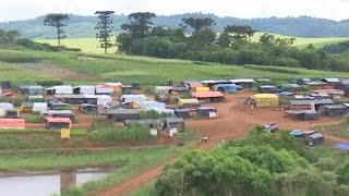 Conheça a organização de um acampamento MST