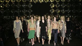 DRIES VAN NOTEN 048 Women’s Autumn/Winter 2004-2005 Fashion Show