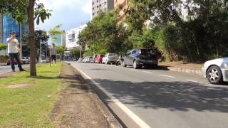 Fiat 500 Abarth Assetto Corse acelerando em BH