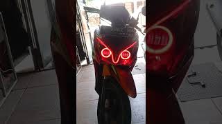 pemasangan lampu daymaker 3 mata dan alis 1 mode dimotor vario 125 lama atau yang bolam