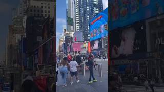 Walking In Time Square 😍 #shorts #viral #newyork #trendingshorts