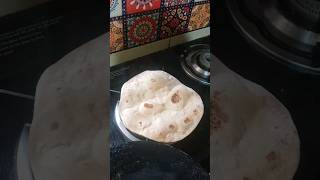 Ek roti aur ek rishta dono ek jaisi hai #youtubeshorts #roti #quotes #food #shortsvideo #viralaudio