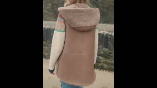 7918 Reversible Hooded Gilet Camel