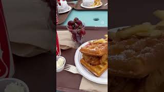 Try THIS at SeaWorld San Diego! | #seaworld #sandiego #chickenandwaffles