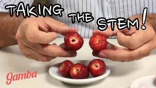 How to Remove a Strawberry Stem -  Food Life Hack