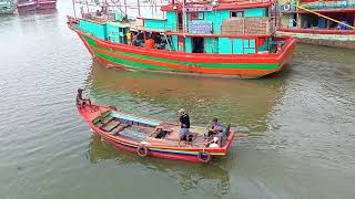 KAPAL TB DENGAN SANTAINYA MENARIK KAPAL MOTOR KELUAR DERMAGA PEKALONGAN #viral #kapal #nelayan #RPM