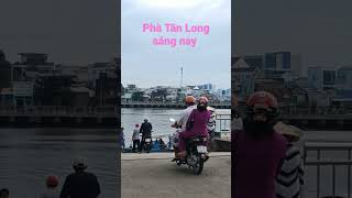 Bến Phà Tân Long sáng nay vừa cập bến