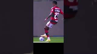 Falta em Bruno Henrique?início da jogada que resultou no gol do galo.#flamengo #futebol #shorts