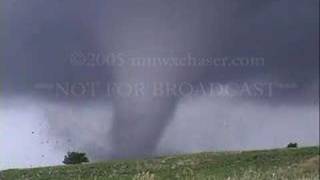 June 4th 2005 Hiawatha KS tornado Part 3