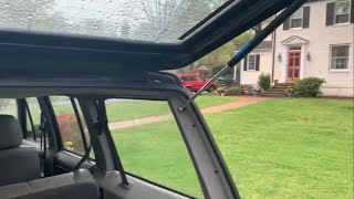 1996 Jeep XJ - Replacing Liftgate Struts