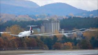 WAKE VORTEX!!! | Awesome Delta CRJ-200 Landing @ BTV