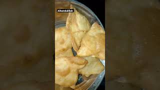 Homemade aaloo k samosy #recipe #shortsviral #trendyshorts #trending #food