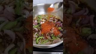 Maggi Macaroni || Masala Maggi || street food #youtubeshorts #foodblogger #shorts ￼