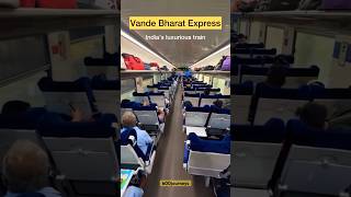 That’s how the fresh & delicious food reaches to your seat in Vande Bharat Express ❤️❤️ #shorts