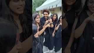 Kartik Aryan fans meat bhool Bhulaiyaa song par dance #kartikaaryan