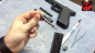 GLOCK ¿Cómo limpiar la aguja percutora? | @StoppingPower