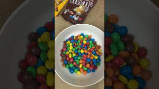 #chocolate #shorts #smarties #youtubeshorts #chocolatelover please like&subscribe