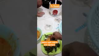 Makan Ngak Makan Asal Ngumpul