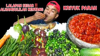 MUKBANG LALAPAN MENTAH LEUNCA,JENGKOL,KACANG,TIMUN,TERONG,WORTEL SAMBAL TERASI IKANASIN+KRECEK SOSIN