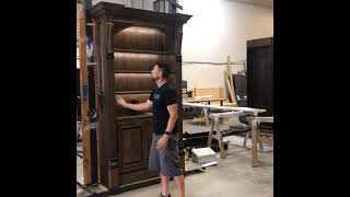 Elegant Bookcase with a Modern Touch