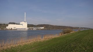 Tespe, Germany: Elbe, Deich, Kernkraftwerk Krümmel (Nuclear Power Plant) - 4K UHD Video (2160p/60p)