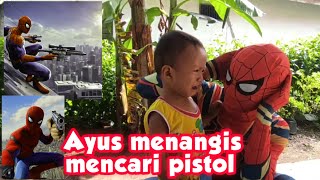 Spiderman membantu adek Ayus mencari pistol #kontenanak2 #mainananak #balita #spiderman