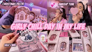 CHILL DAY IN MY LIFE VLOG: Christmas decor, self care, get ready w/ us, & girly time Ft. Giselle 💕