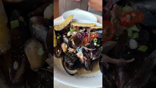 People are like mussels? #mussels #quotes #foodie #stout #youtubeshorts