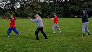 Tai Chi Apeldoorn: De  Yang 108 vorm oefenen 楊氏太極拳 He Yong Gan Apeldoorn