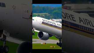 Singapore Airlines Takeoff #aviationlovers #aviation #shortsvideo #youtubeshorts #shortvideo