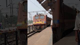 Train Horn Sound Effect Comparison GKP WAP4 22576 at Muzaffarpur #trainsoundeffects