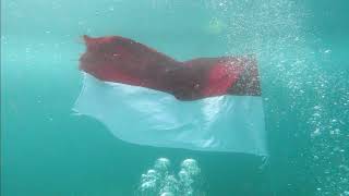 Pengibaran Dan Pembentangan Bendera Merah Putih di Laut - Banggai Kepulauan Tahun 2022