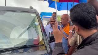 Sri Lankan police and racist Sinhala monk block Tamil MPs in Batticaloa