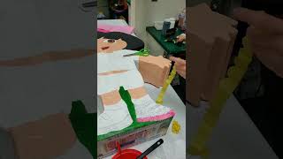 segundo paso como decorar piñata dora la exploradora