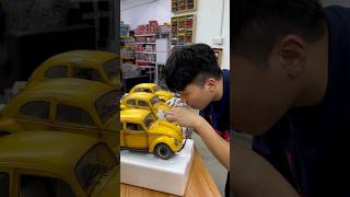 Transformer Bumble Bee 1961 Volkswagen Beetle Saloon Highly Detailed 1:12 Scale Die Cast Model Cars