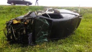 Russia: Car loses control and rolls over in the Laishevsky district, Tatarstan