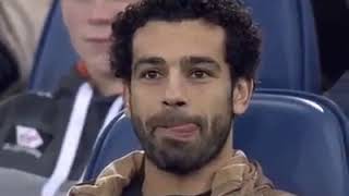 محمد صلاح وهو بيتفرج علي ماتش السعوديه وروسيا في كاس العالم 2018