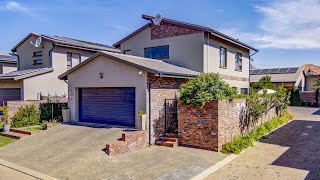 Stylish Modern Home in the Brand New St Pauls Estate