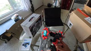 Unboxing Deformation Explosion Glare Wheel Gesture Induction Stunt Car