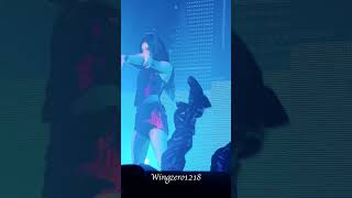 Born to Be 4K Chaeryeong FanCam Part2 TORONTO D2 #shorts #chaeryeong #채령