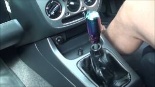 (HD) Installing an Aftermarket Shift Knob